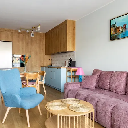 Przymorze Stylish Pearl By Bookinghost